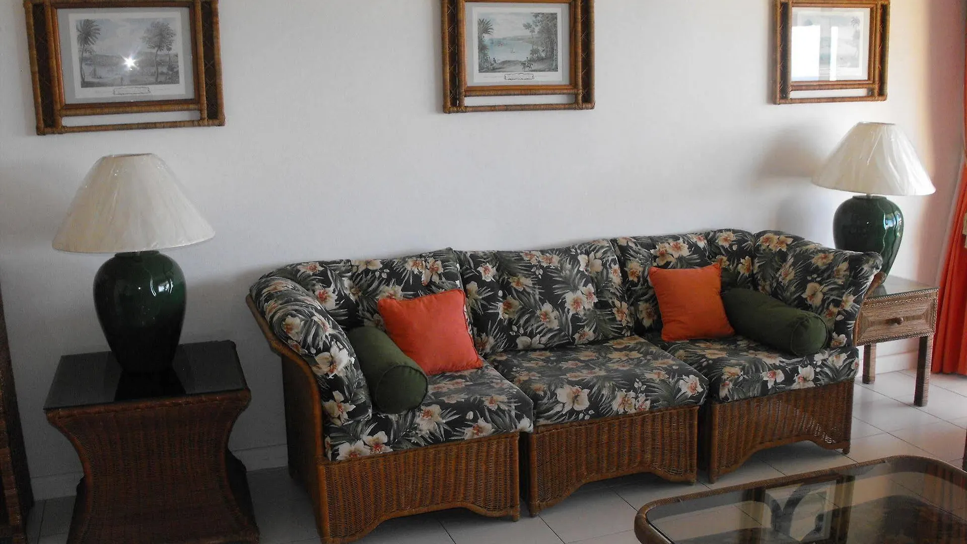 Sea Palms Resort 오쵸 리오스 2*,